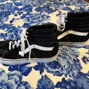 Van’s SK8-HI high top sneakers. Worn twice. Women’s 8 (Men’s 6.5.).